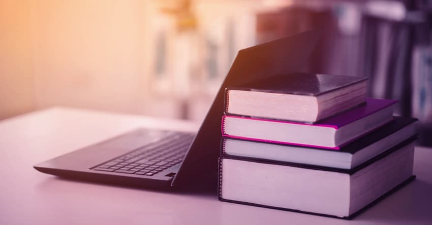 Moodle para universidades: vantagens, funcionalidades, customização e muito mais!