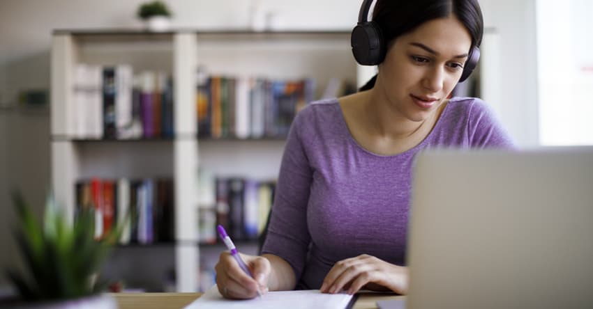 EaD no Brasil: crescimento, benefícios e melhores plataformas